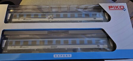 Piko CD Eurofima Rijtuigen Met Piko Binnenverlichting 